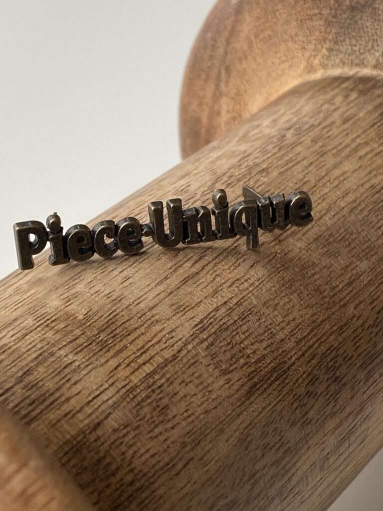 Piece Unique label - Messing