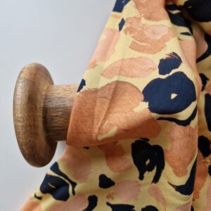 Peach Roses – Viscose