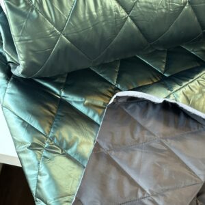 Emerald- Stepper Mantelstof