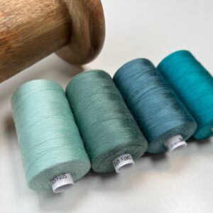 The Blues – Set van 4 x Coats Epic 1000m – Hoogwaardig atelier naaigaren