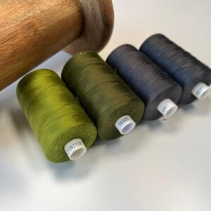 Dark Green – Set van 4 x Coats Epic 1000m – Hoogwaardig atelier naaigaren