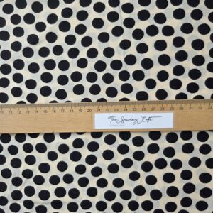 Pretty Neutral – Viscose Rayon