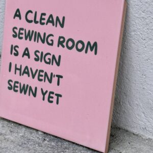 A clean sewing room – Keramische tegel