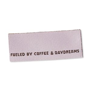 Fueled by coffee and daydreams – Naailabel per stuk