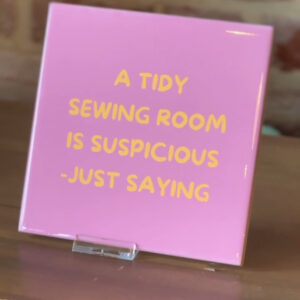 A tidy sewing room is suspicious – Keramische tegel