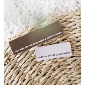 Fueled by coffee and daydreams – Naailabel per stuk
